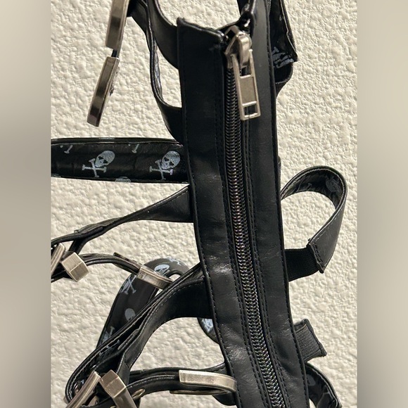 LAMODA Clairvoyant Knee-High Platform Boots – Black – NWT Size 10 - Picture 10 of 14